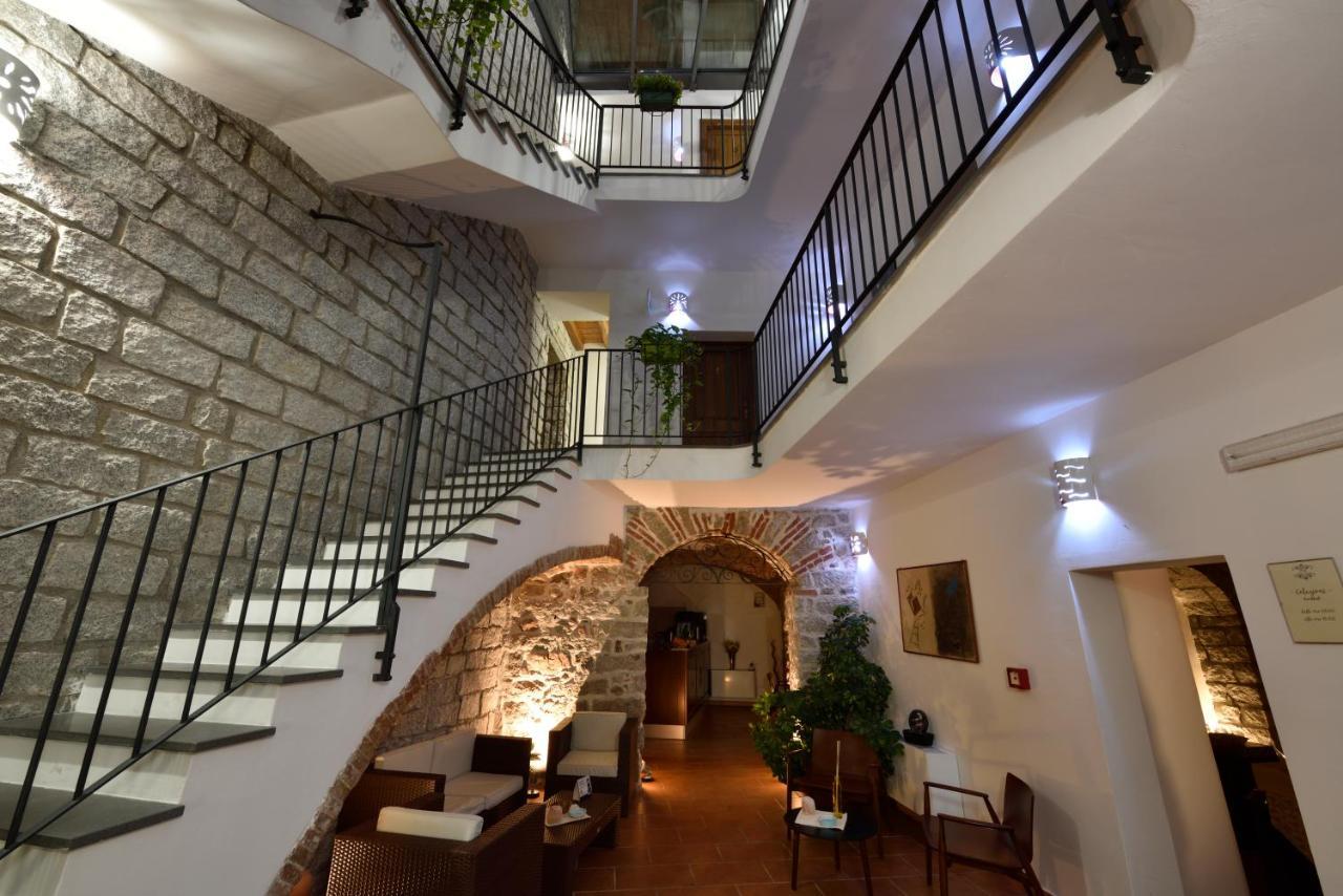 Loceri Hotel Antica Posada מראה חיצוני תמונה